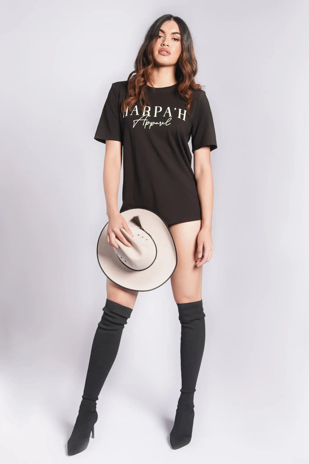 Elegance Signature Luxe T-shirt in Black - Harpa'h Apparel